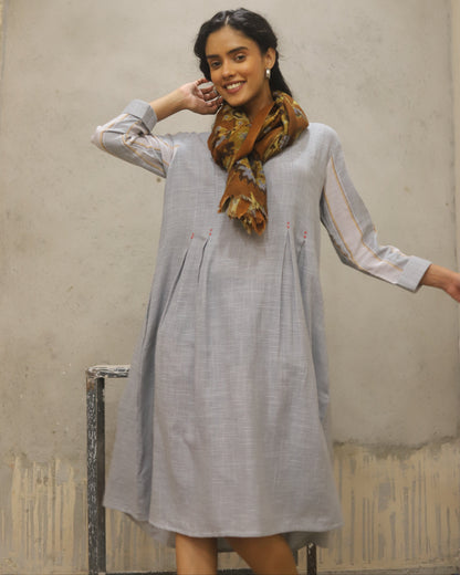Pure Cotton soft luxurious hand feel with small hand stitched embroidery detailing  contrast stitch detailing on buttons on turn back sleeve fold