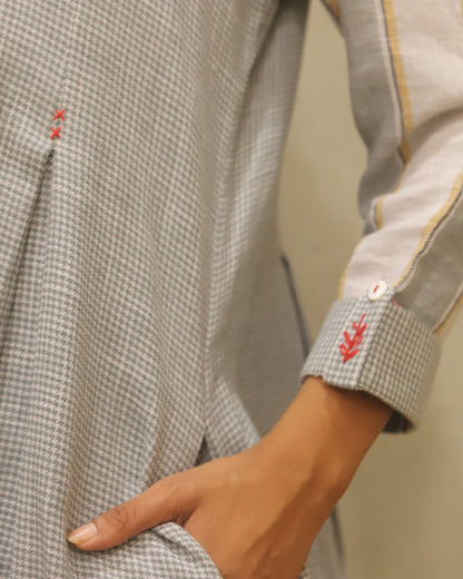 Pure Cotton soft luxurious hand feel with small hand stitched embroidery detailing  contrast stitch detailing on buttons on turn back sleeve fold