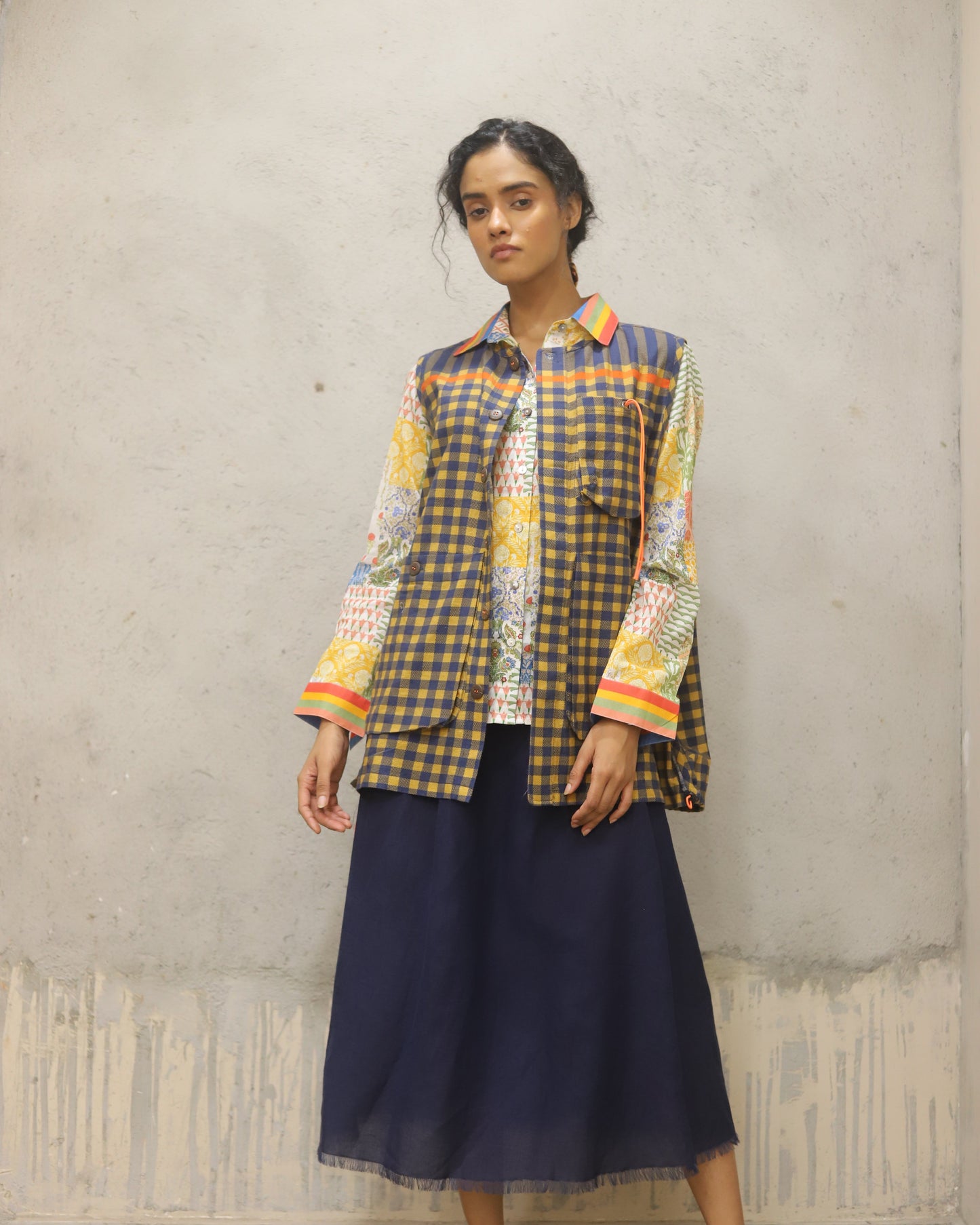 Cotton check print jacket with contrast highlights details