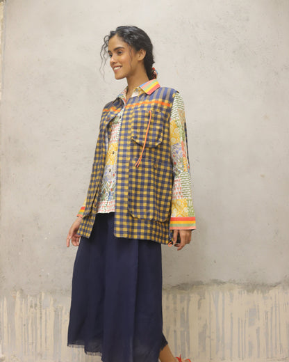 Cotton check print jacket with contrast highlights details