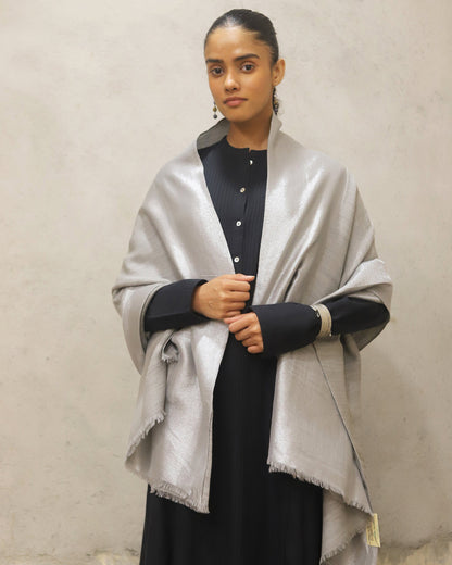 Pure Merino wool and Zari scarf